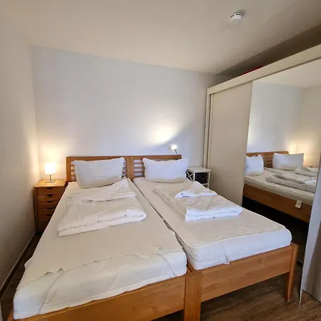 H02-003 海利根港